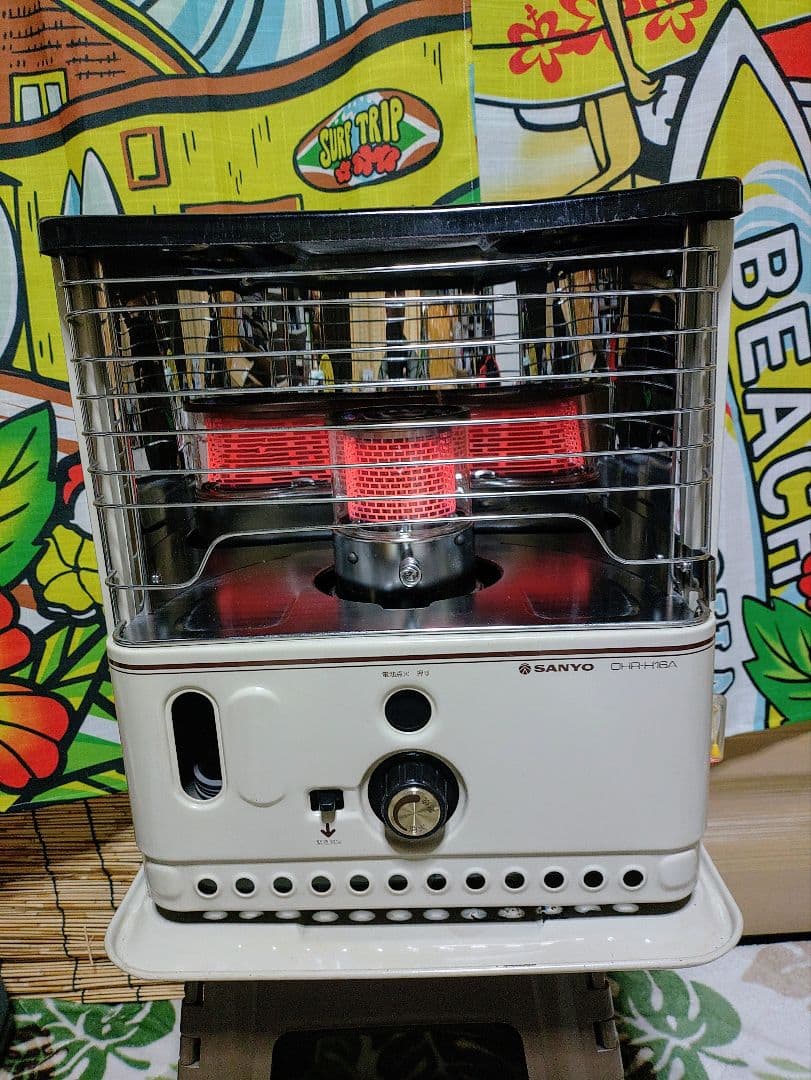 レトロ石油ストーブ　サンヨー石油ストーブOHR-H16A 小型石油ストーブ