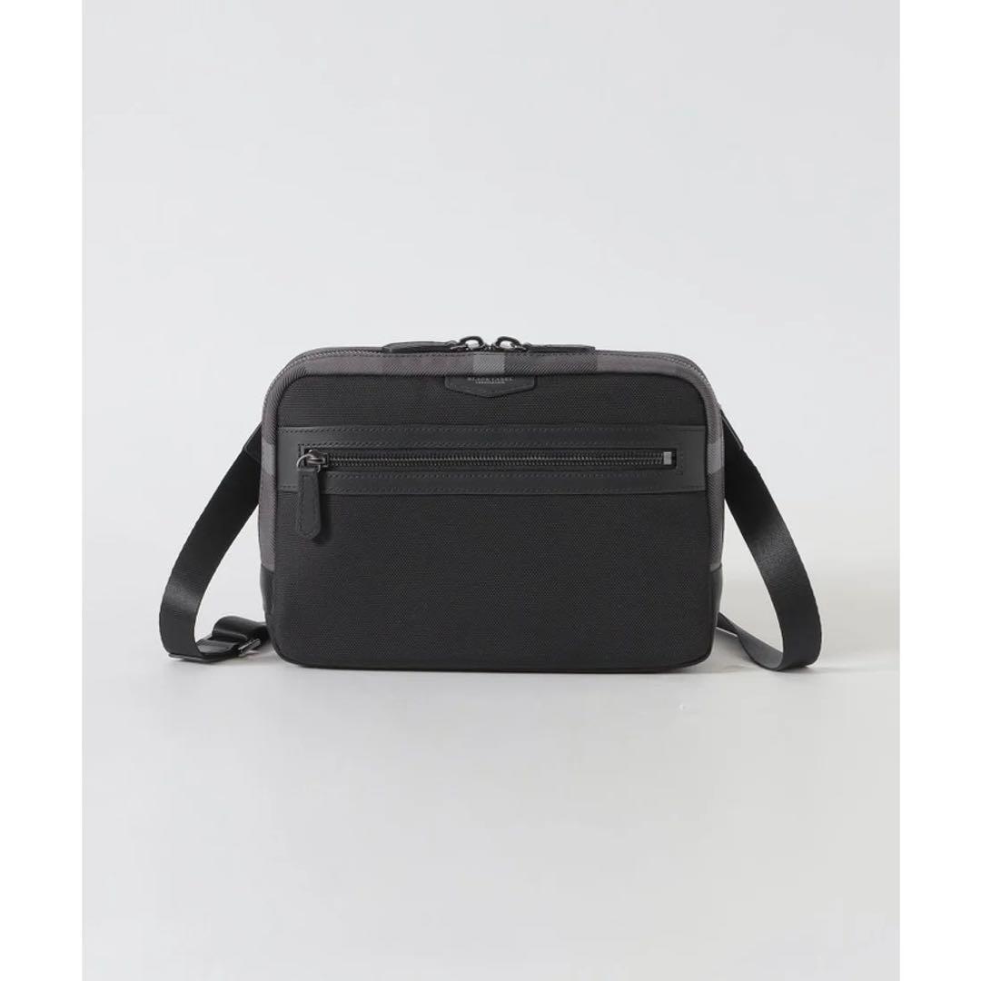 【完売品】ブラックレーベルクレストブリッジ　ショルダーバッグ