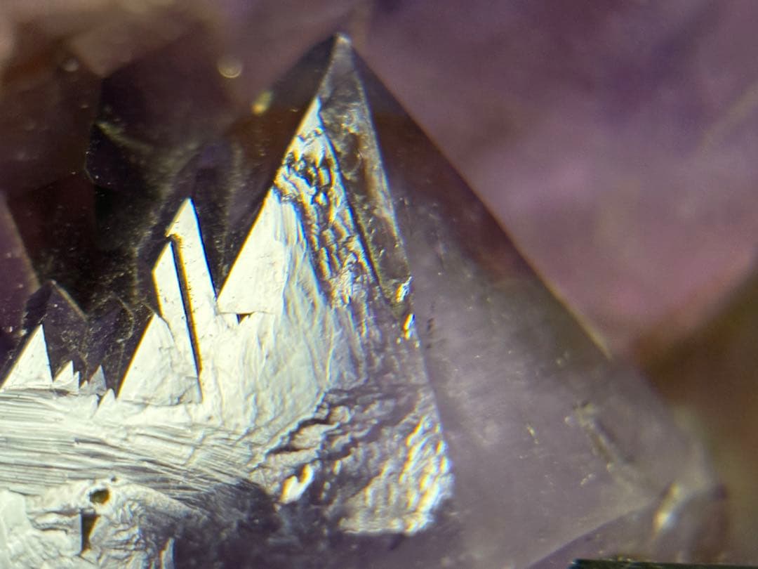 アメジスト　クラスター　美しい　トライゴーニック▽たくさん　レコードキーパー△