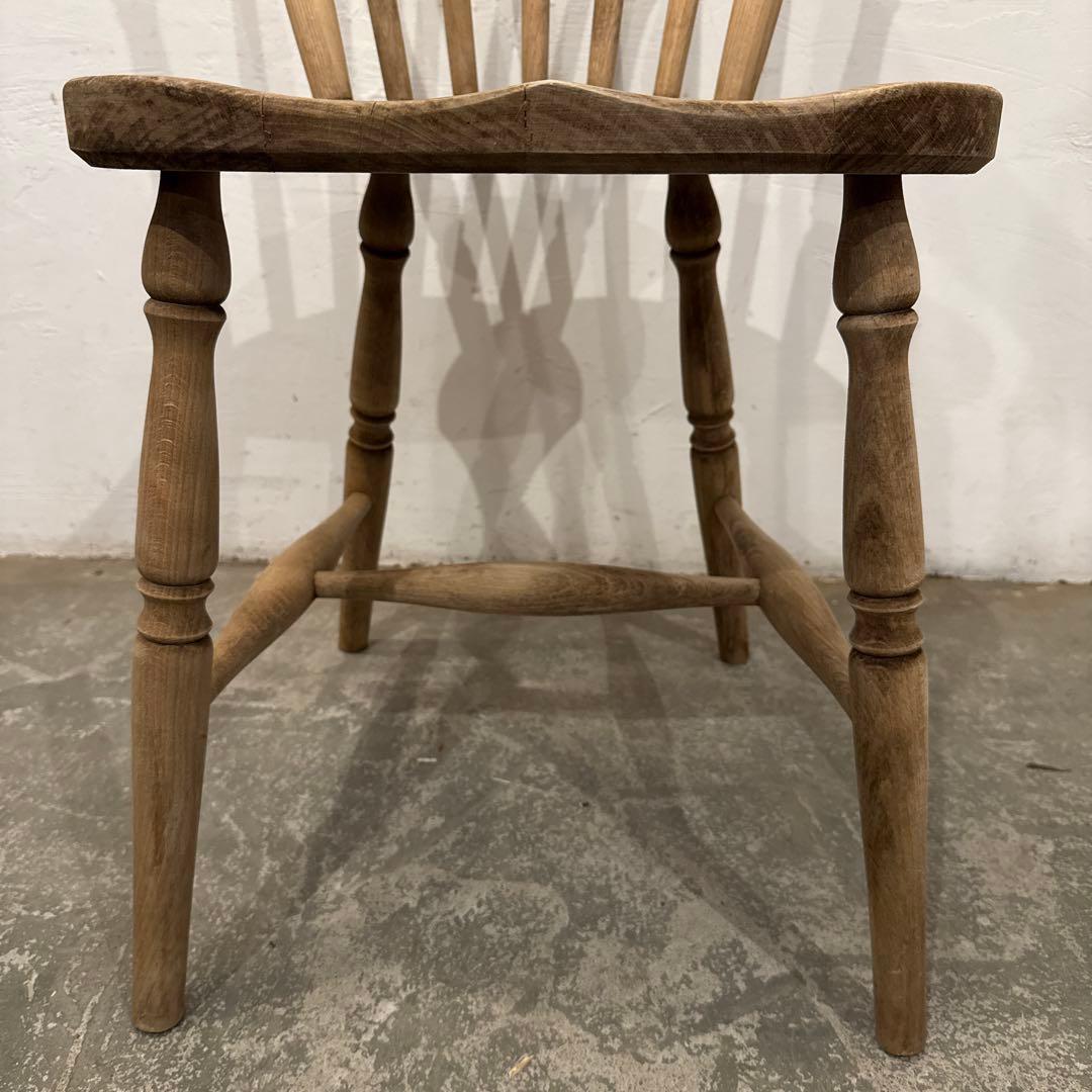 みーダイニングチェア　カフェチェア　剥離