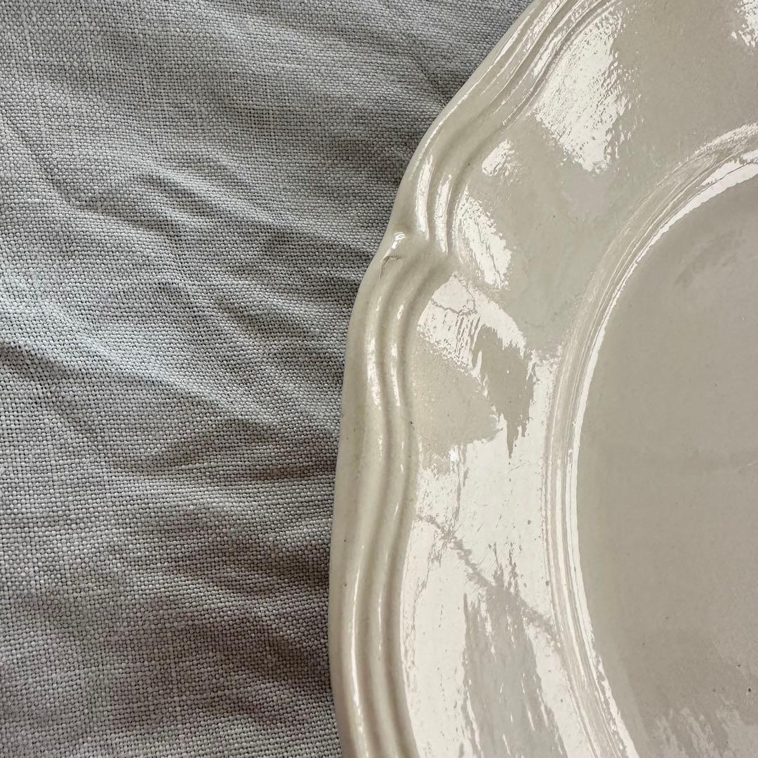 フランスアンティーク サルグミンヌ 花リム 平皿プレート