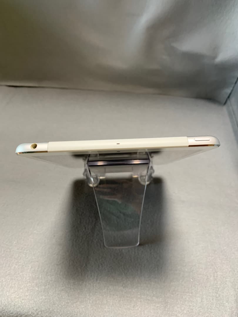 美品　国内版　SIMフリー　iPad mini (第二世代） 16GB 赤色