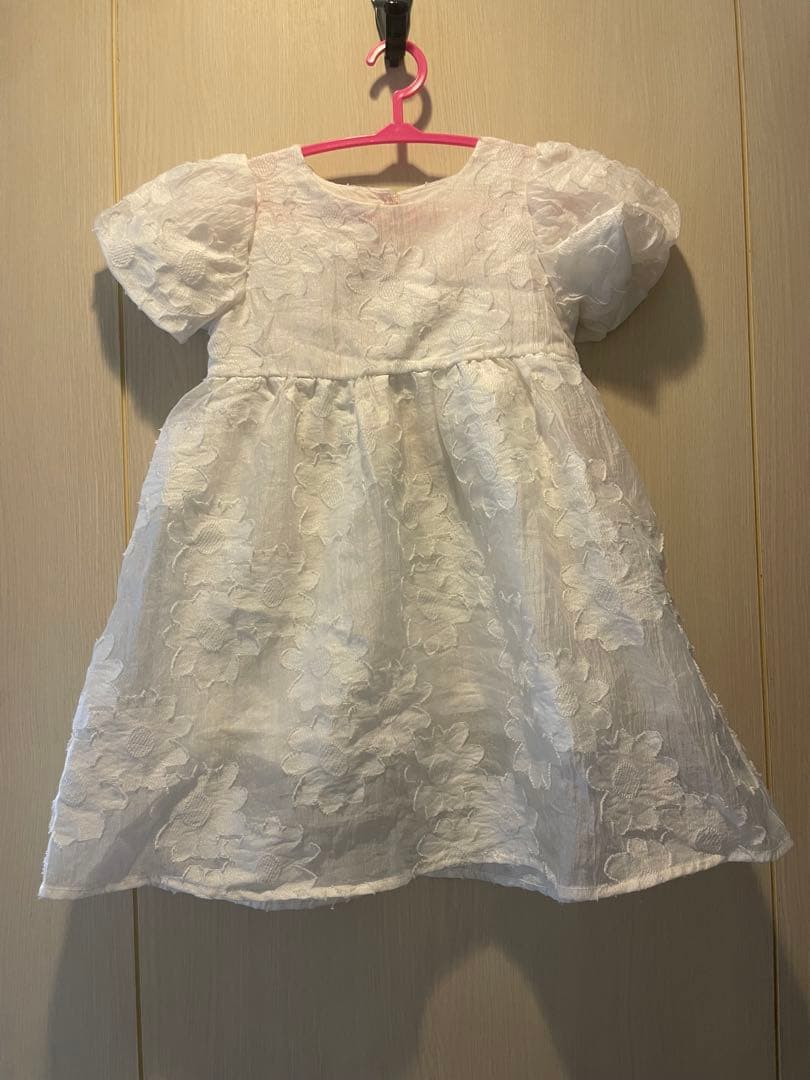 ホワイト花柄レースドレス 半袖