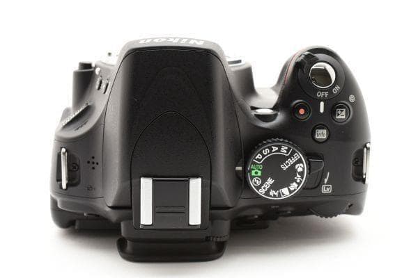 ニコン Nikon D5100 ボディ 一眼レフカメラ《ショット数7539回》