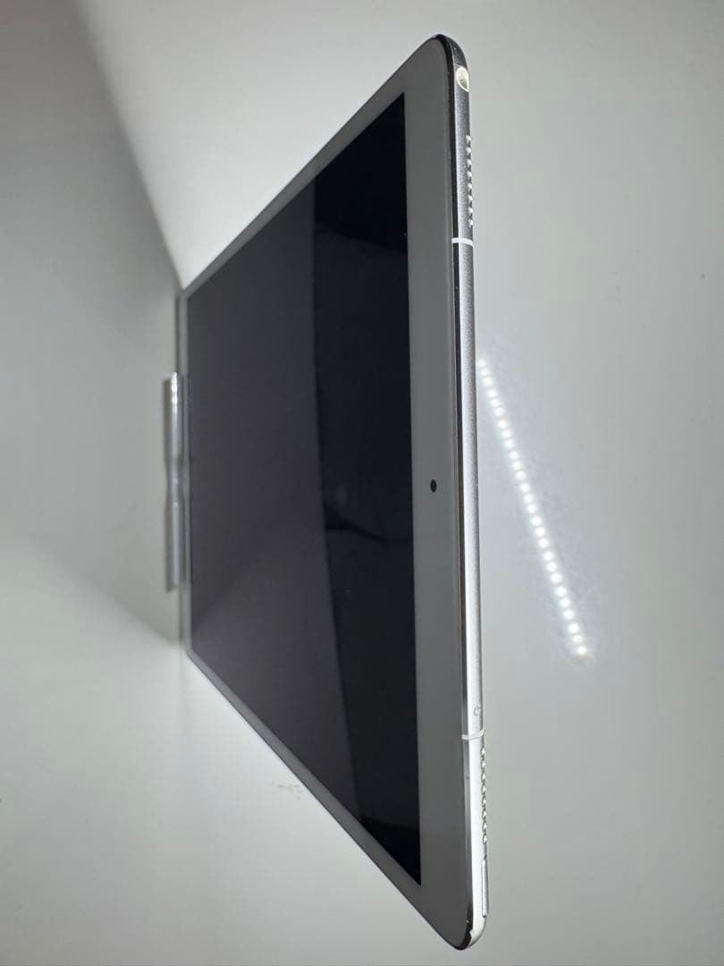 AppleiPadPro10.5インチWi-Fi + Cellular64GB