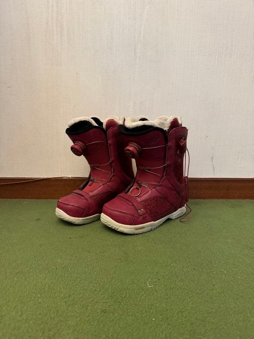 k2 レッド ファー付き スノーボードブーツ 女性用