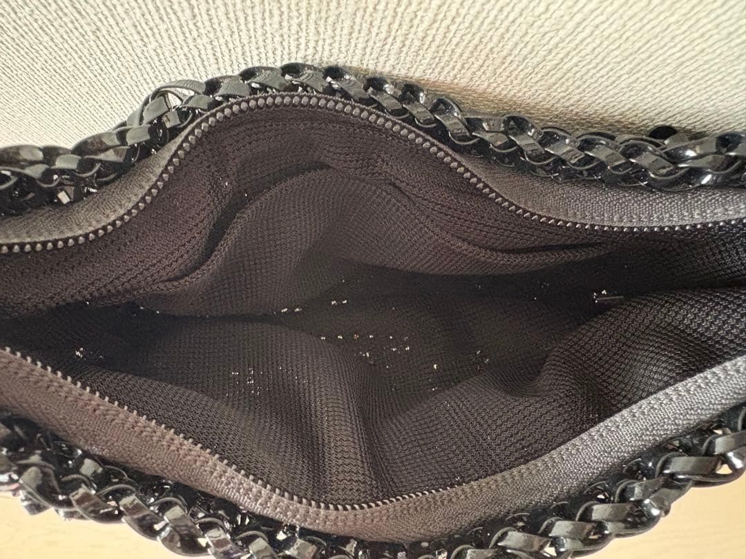 アンテプリマ　フィオリトゥーラ/ショルダー/エナメルブラック