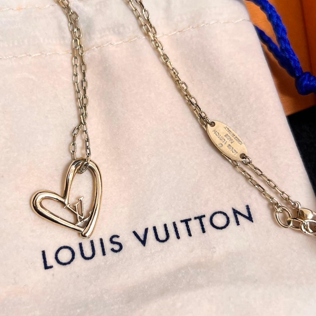 プ*き様 LOUIS VUITTON ハート型ネックレス
