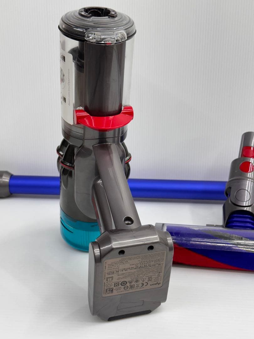 良品　美品　ダイソン掃除機　SV21 本体　ヘッド　パイプ　純正バッテリー付き