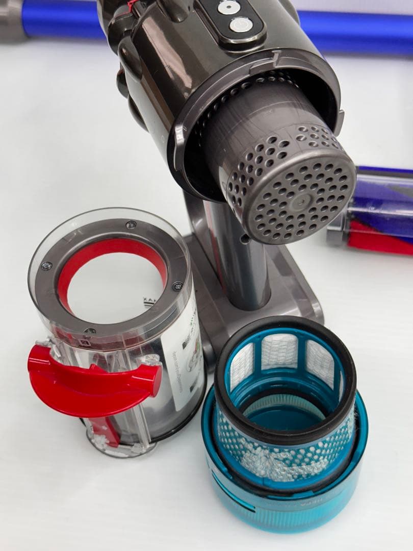 良品　美品　ダイソン掃除機　SV21 本体　ヘッド　パイプ　純正バッテリー付き