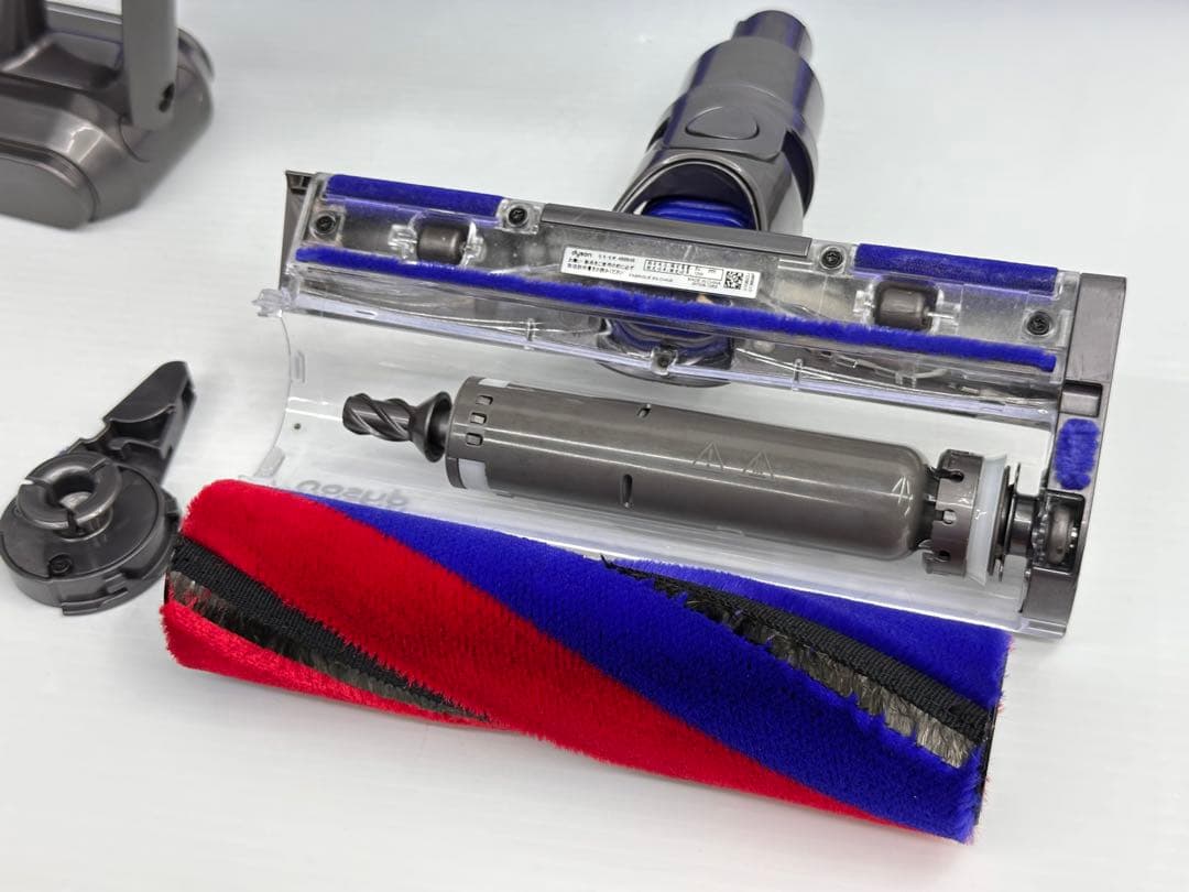 良品　美品　ダイソン掃除機　SV21 本体　ヘッド　パイプ　純正バッテリー付き