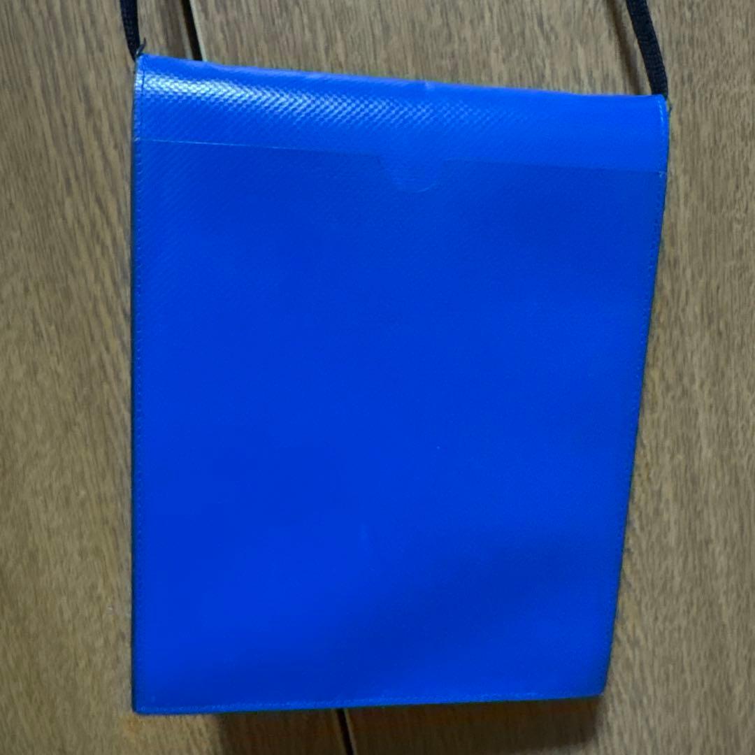 マルニ/MARNI ブルー ブラック シューレースストラップ付きポーチ