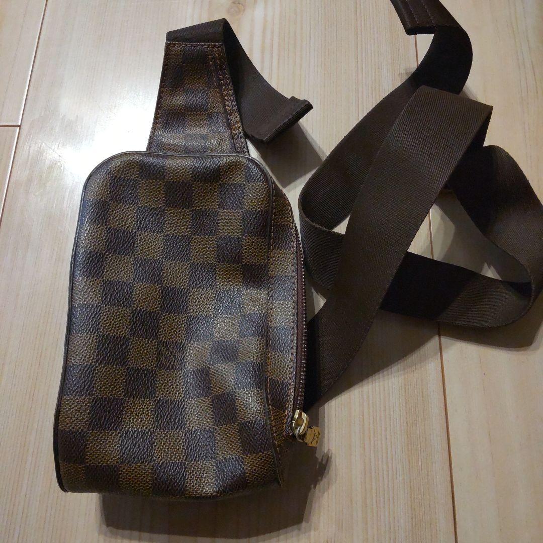 ブラウンチェック柄ショルダーバッグ