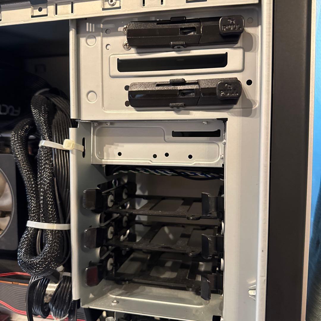 AMD Ryzen7 3800X メモリ32GB Radeon RX5700XT