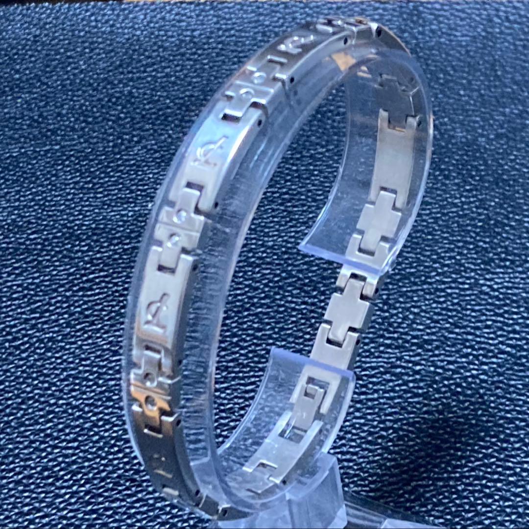 プチシルマのジュエリーコレクション ハンドレッドシルマ クロスクロスLedaレダ