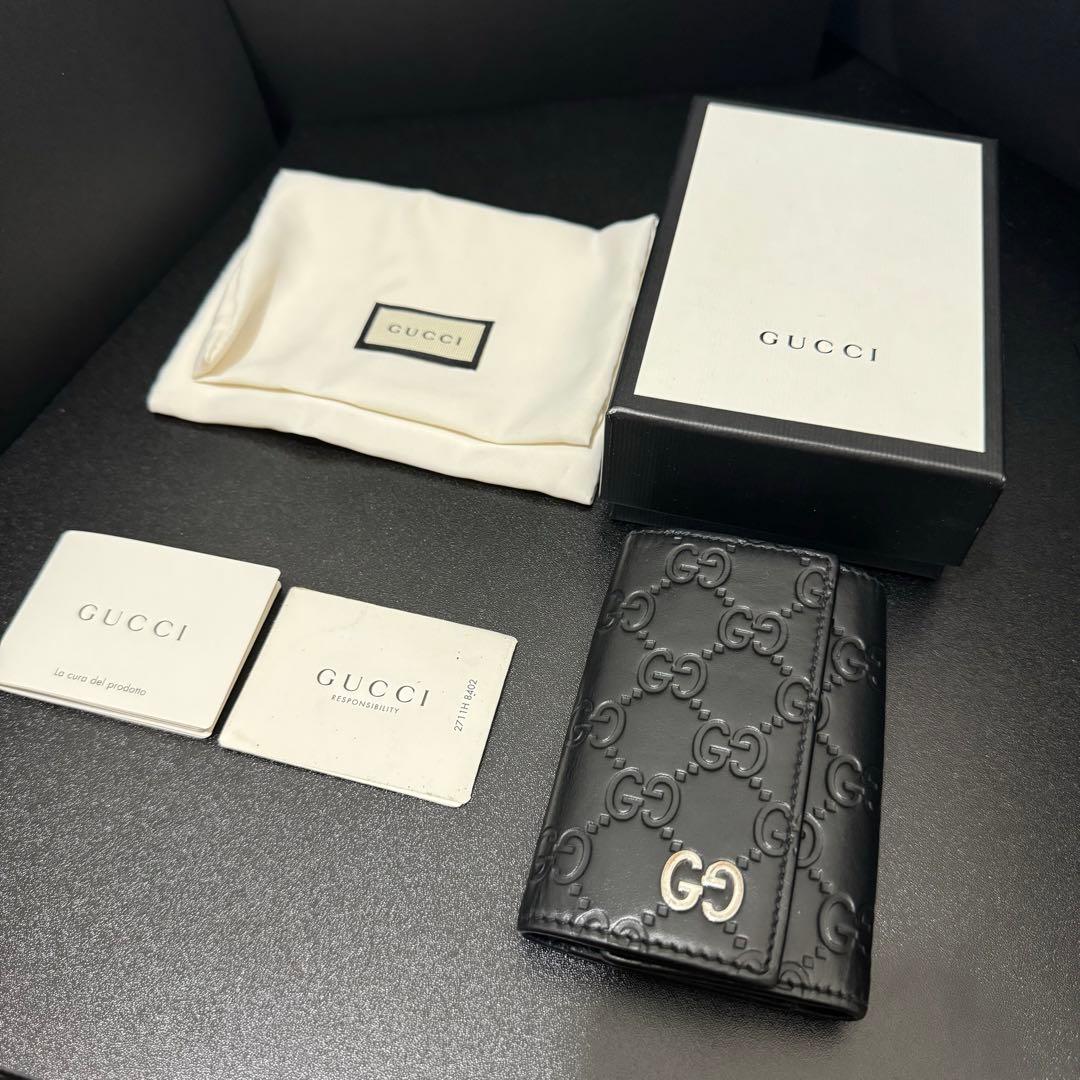 『箱,付属品完備』 GUCCI キーケース レザー GGライン 6連リング