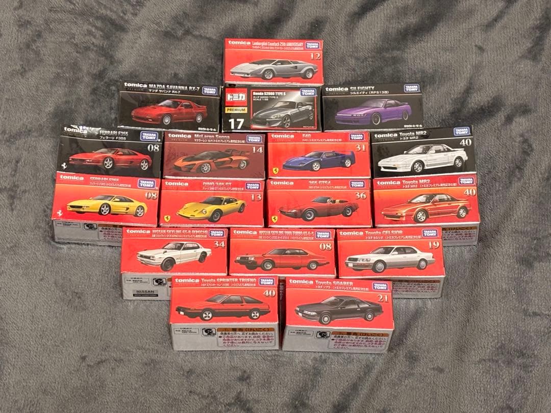 [新品未開封] トミカプレミアム 17台まとめ売り