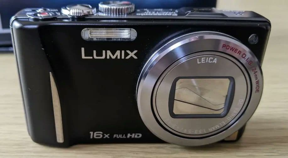 【値下げしました】Panasonic LUMIX TZ20 コンデジ