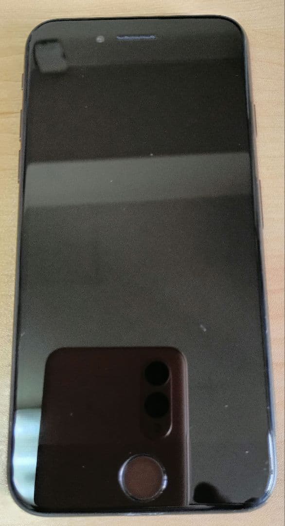 iPhone7 32GBブラック バッテリー最大容量100%SIMフリー