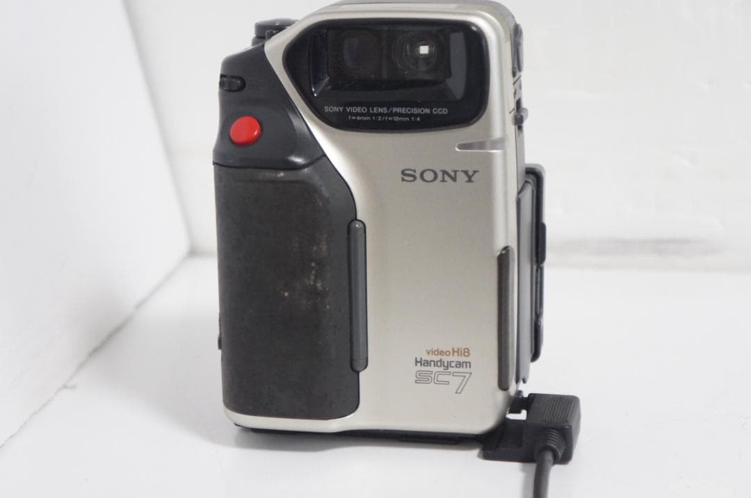 希少【動作品】SONY CCD SC7 ビデオカメラ Hi8 8mm 615
