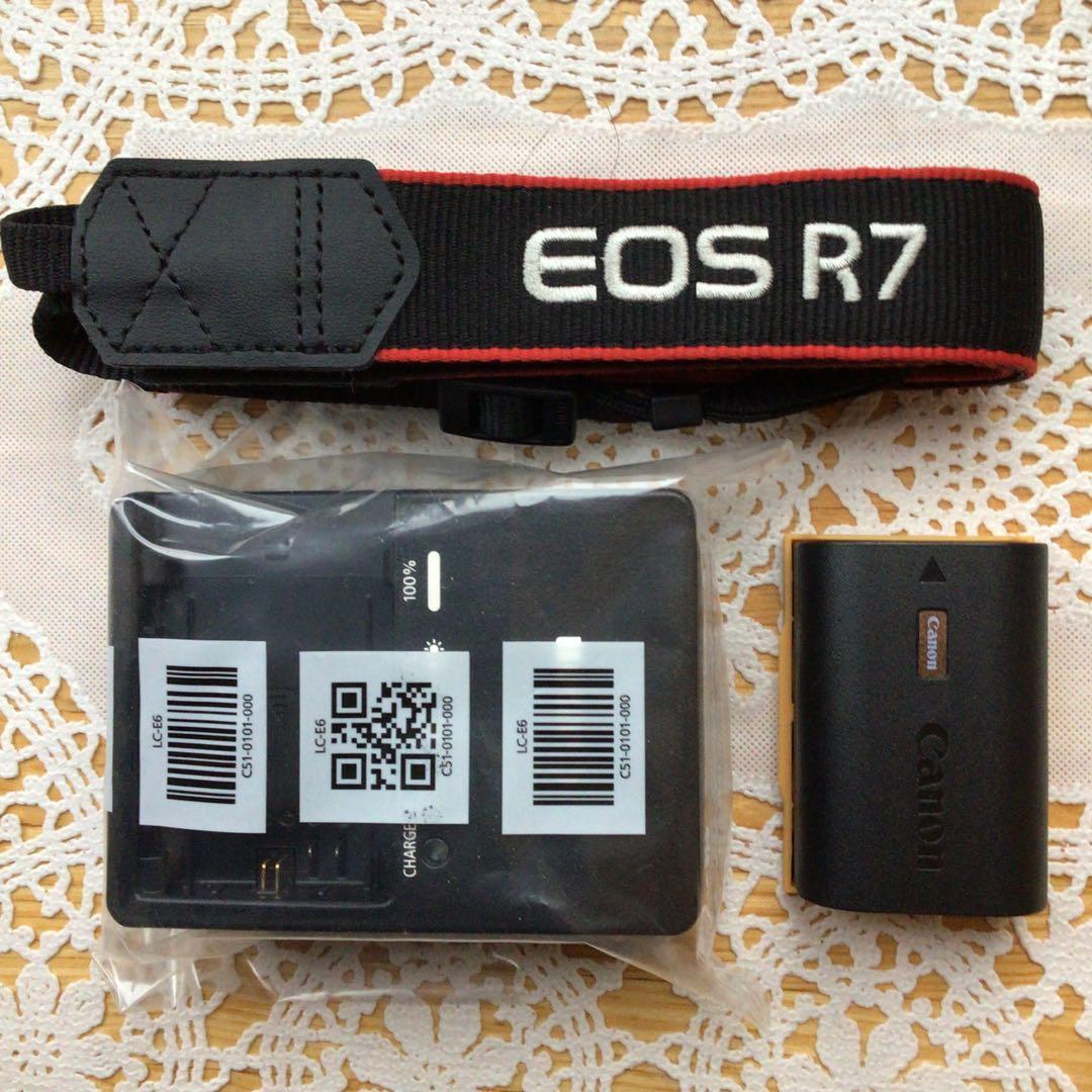 Canon EOS R7 ミラーレス一眼　ボディ