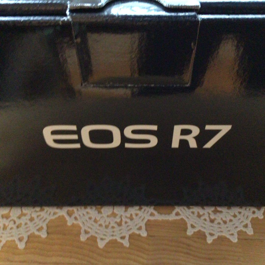 Canon EOS R7 ミラーレス一眼　ボディ