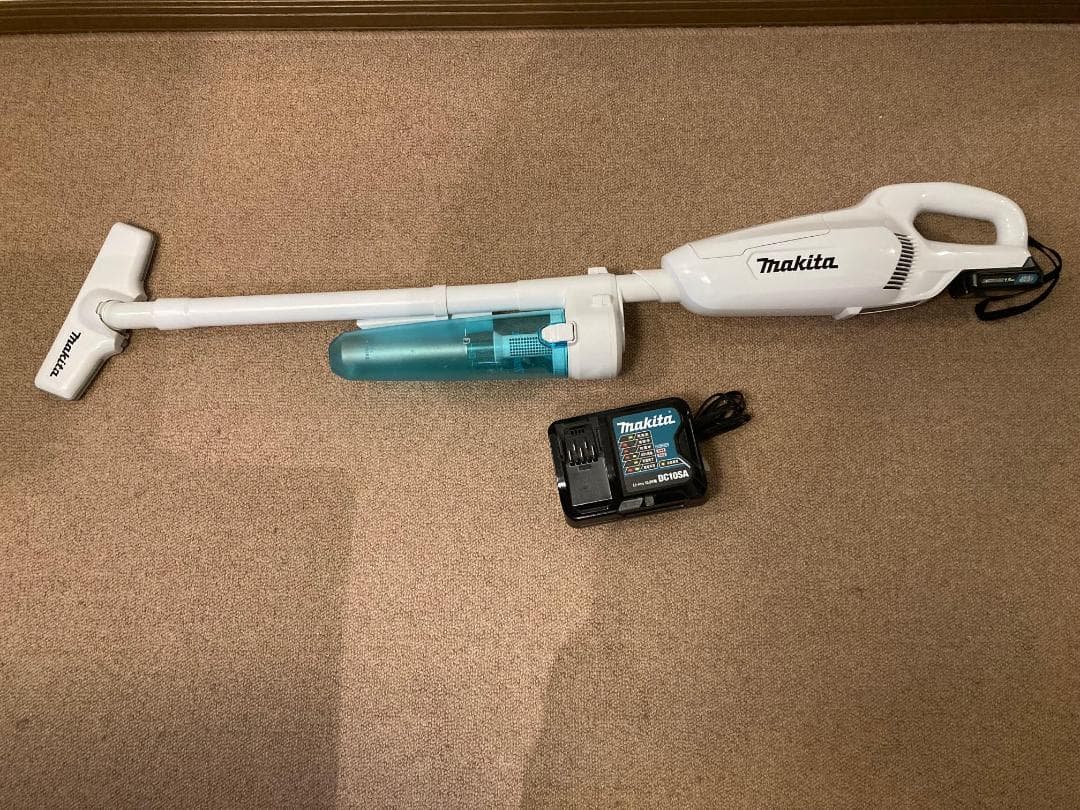 黒*夫様 マキタ コードレス掃除機　CL107 CL107FDSHW