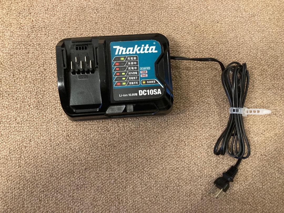 黒*夫様 マキタ コードレス掃除機　CL107 CL107FDSHW