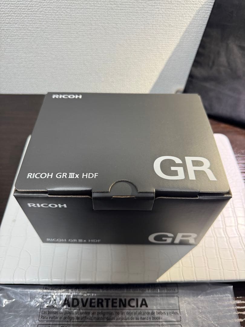 RICOH GRIIIx hdf リコー 2年延長保証付き　おまけも付き