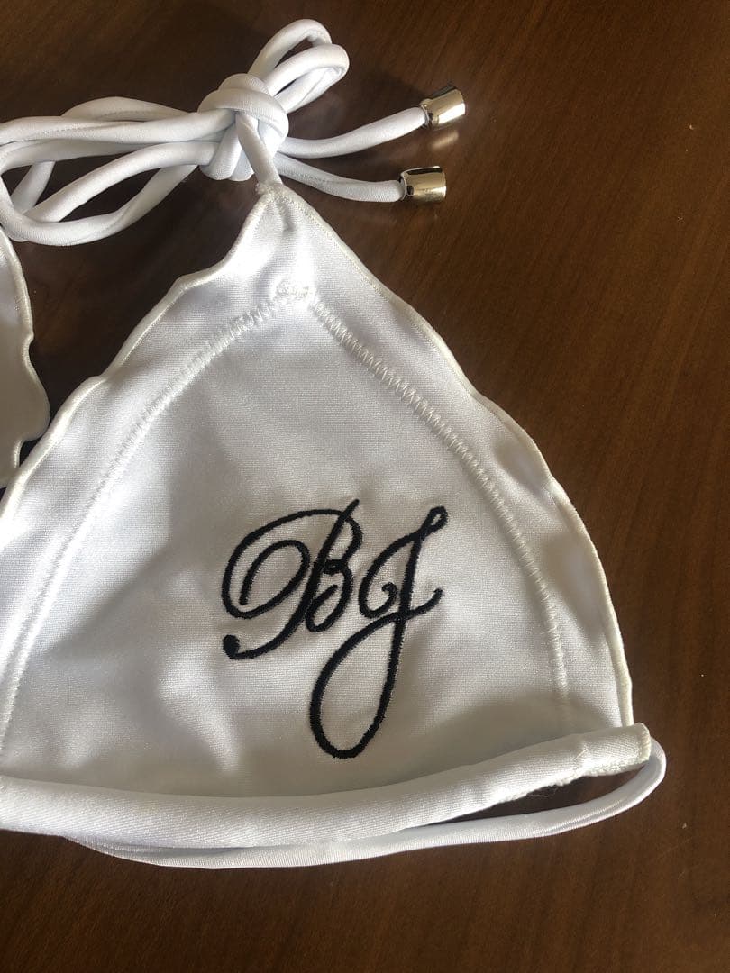 BBJベストボディジャパン 公式ビキニ　白　Mサイズ