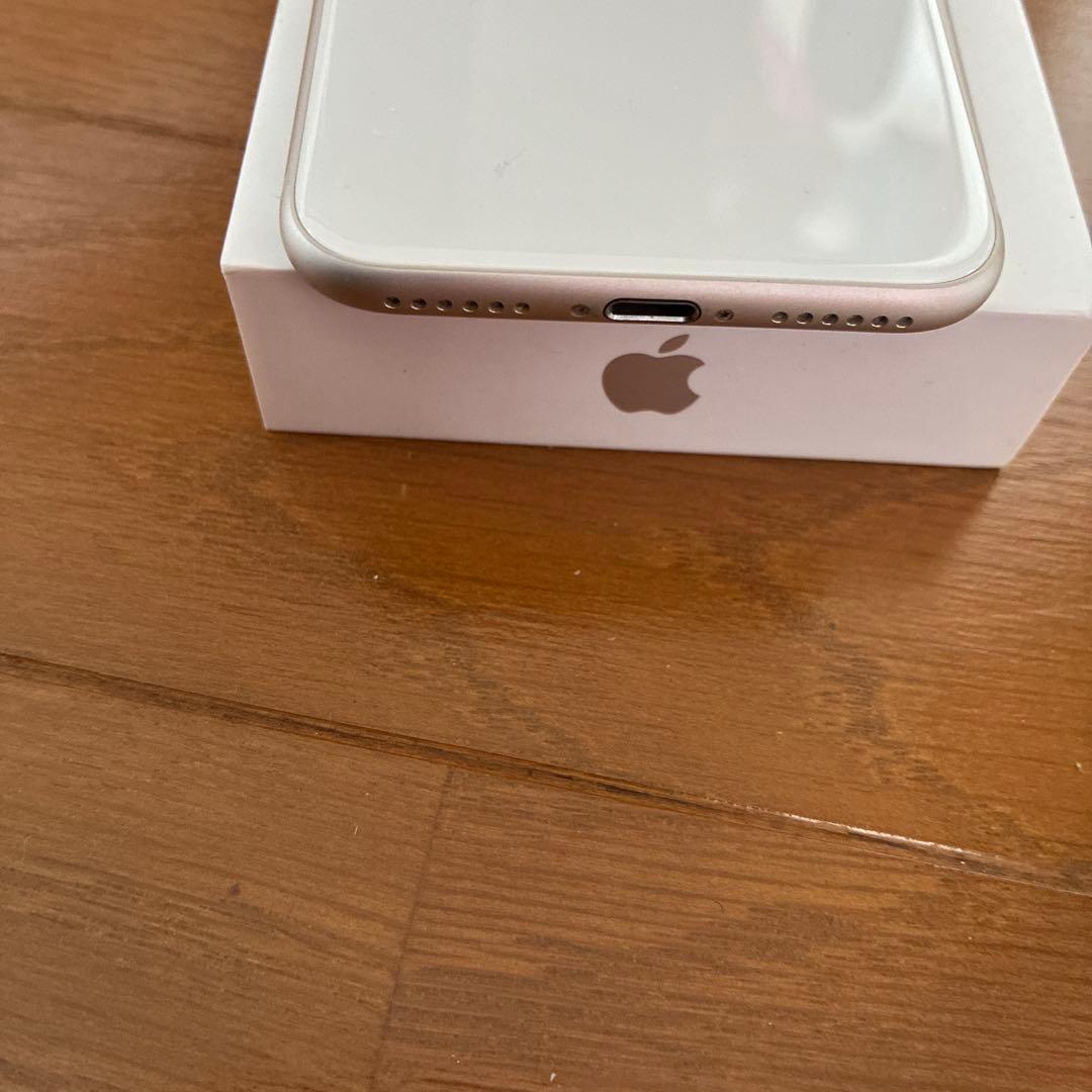 AppleiPhoneSE第3世代64GBSIMフリー