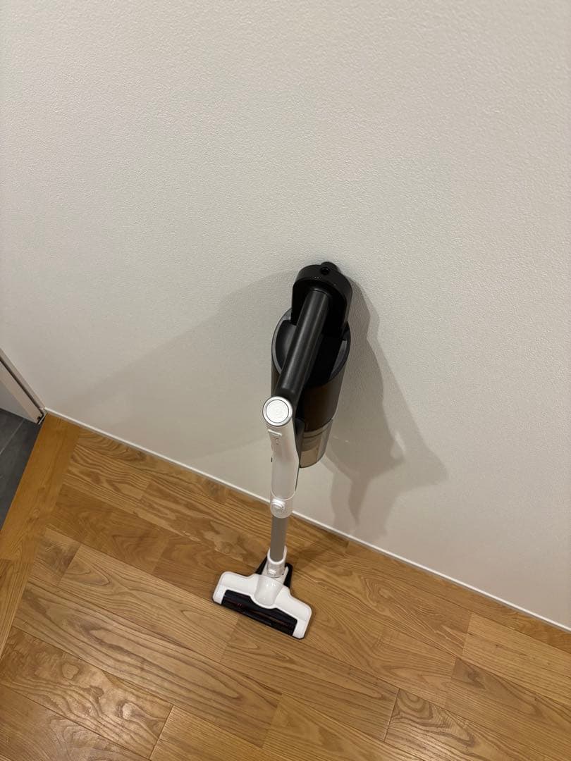 東芝 コードレスクリーナー トルネオV VC-CL20（W）