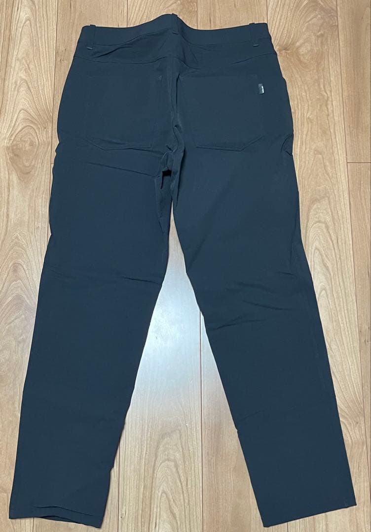 パンツ Arc'teryx Levon Winter Weight Pants 32-R