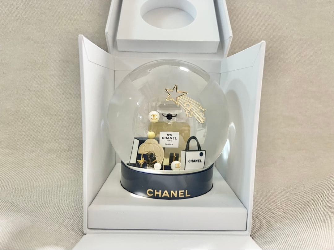 ★シャネル⭐︎スノードーム2025⭐︎クリスマス⭐︎新品