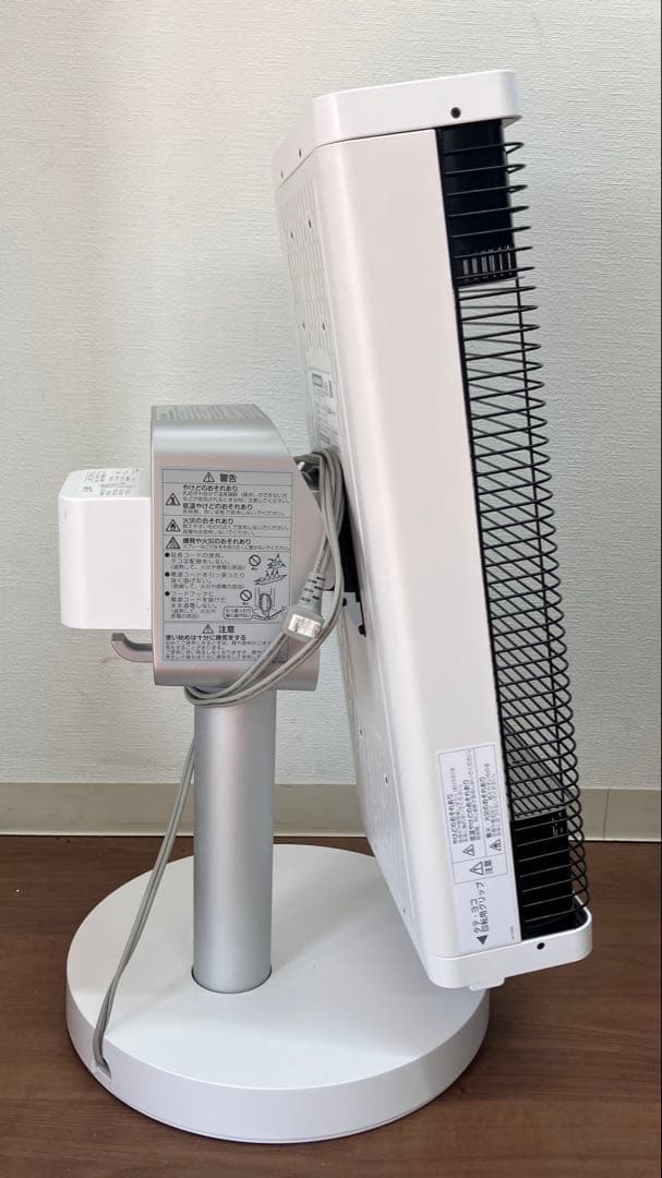 【DAIKIN/ダイキン】遠赤外線暖房機　CER11WS-W 2019年製