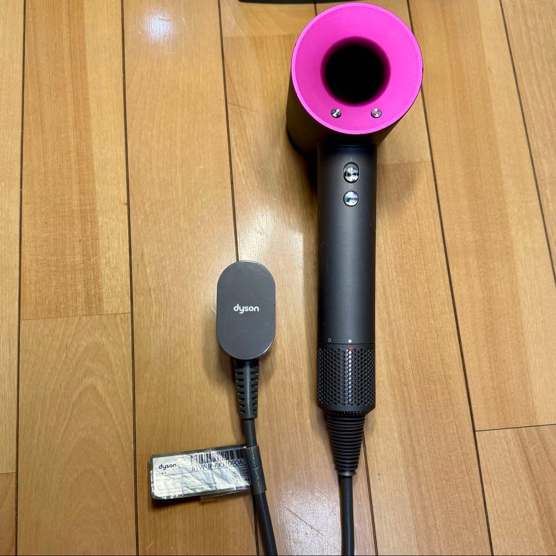 Dyson Supersonic ヘアドライヤー ディフューザー付き