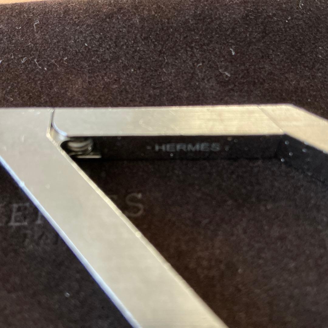 エルメス　デルタ　カナビナ