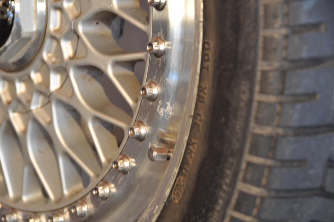 ピレリ255/45 ZR17 ホイール付き夏タイヤ4本セット