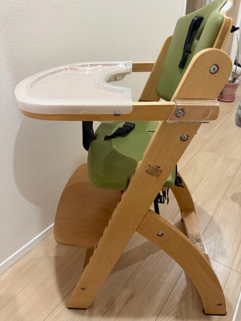 ビヨンド ジュニア ハイチェア Abiie オリーブ beyond 木製