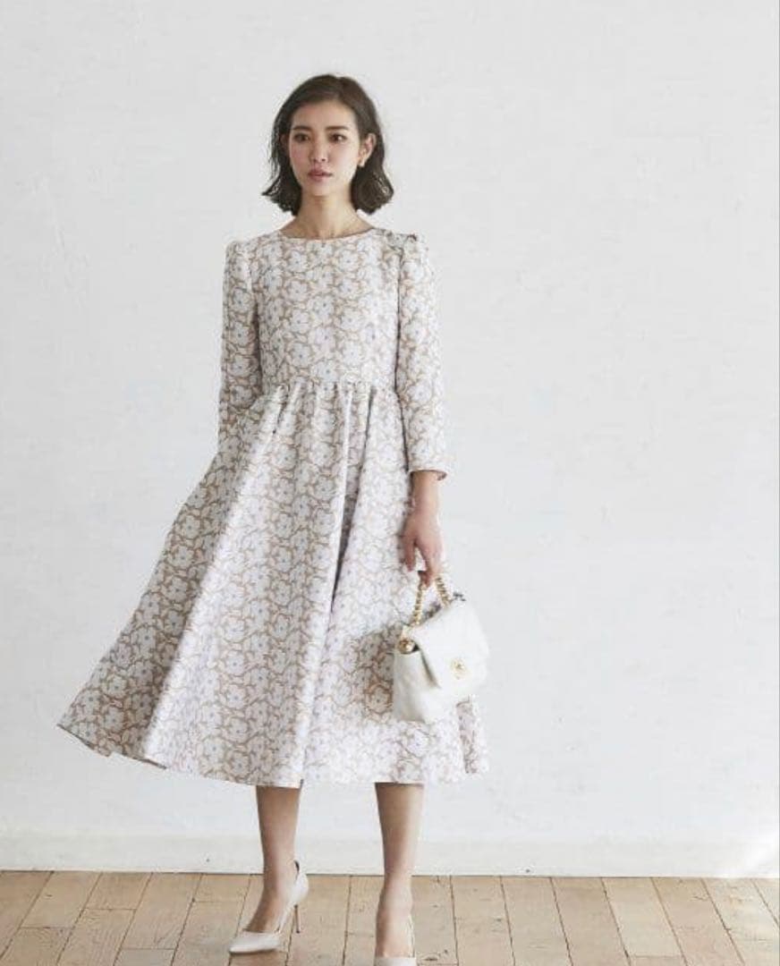 SEVENTENbyMIHOKAWAHITOツートンジャガードフラワーワンピース