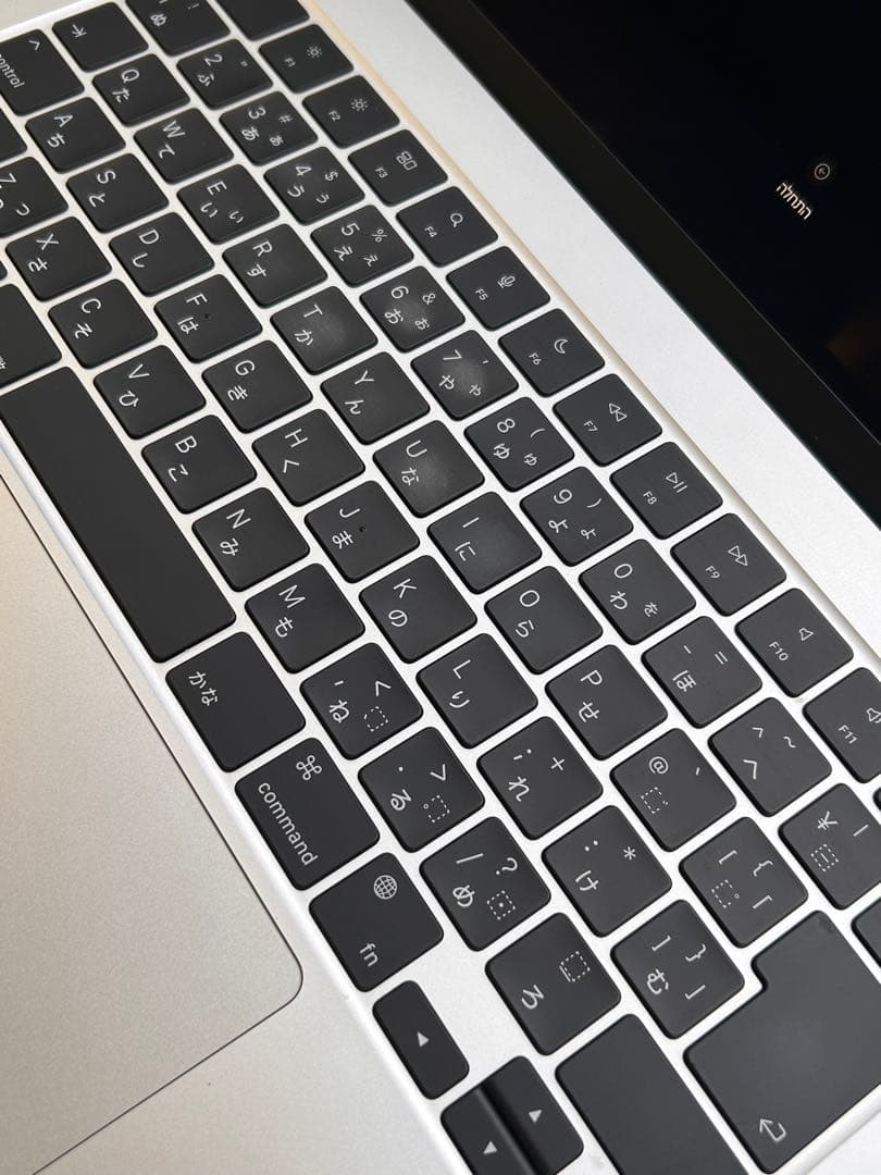 な*の様 Apple MacBook m2 スターライト メモリ8GB・SSD2