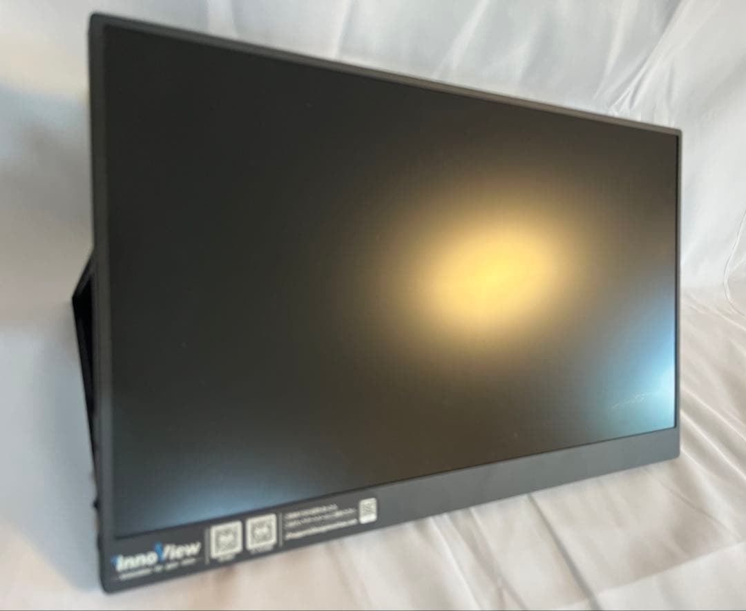 モバイルモニター 15.6インチ InnoView