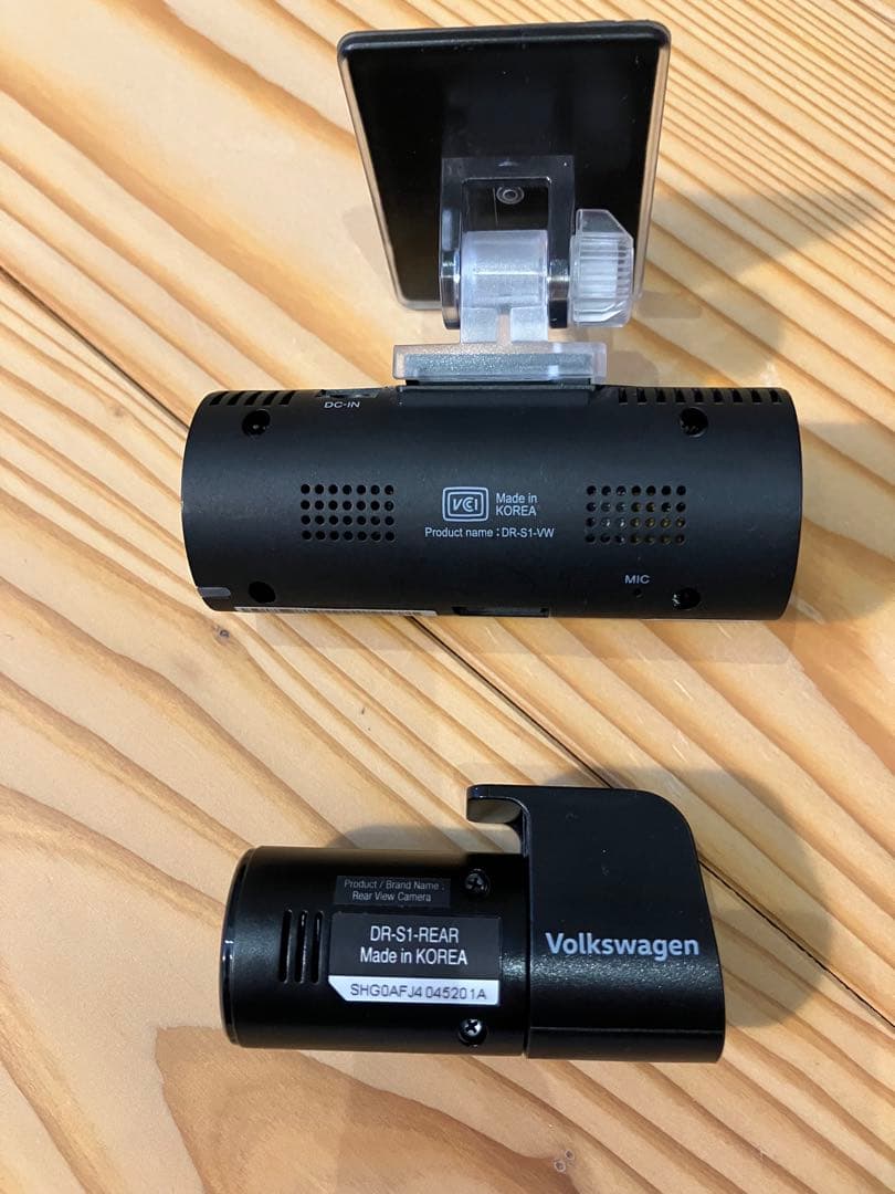 フォルクスワーゲン DR-S1-VW 純正ドライブレコーダー リアカメラあり