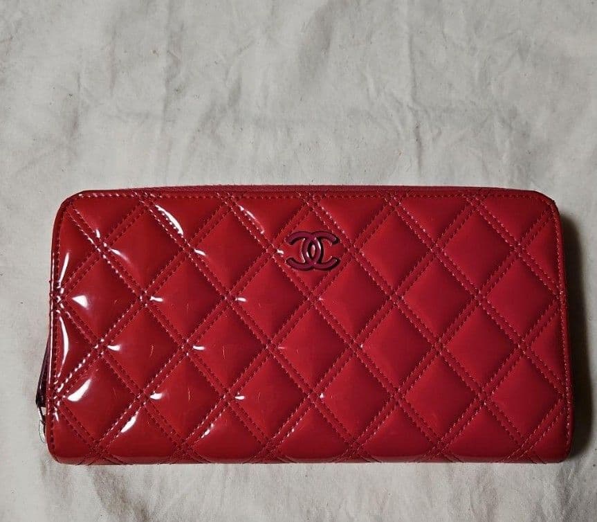 極美品 CHANEL シャネル マトラッセパテント ラウンド長財布 ピンク