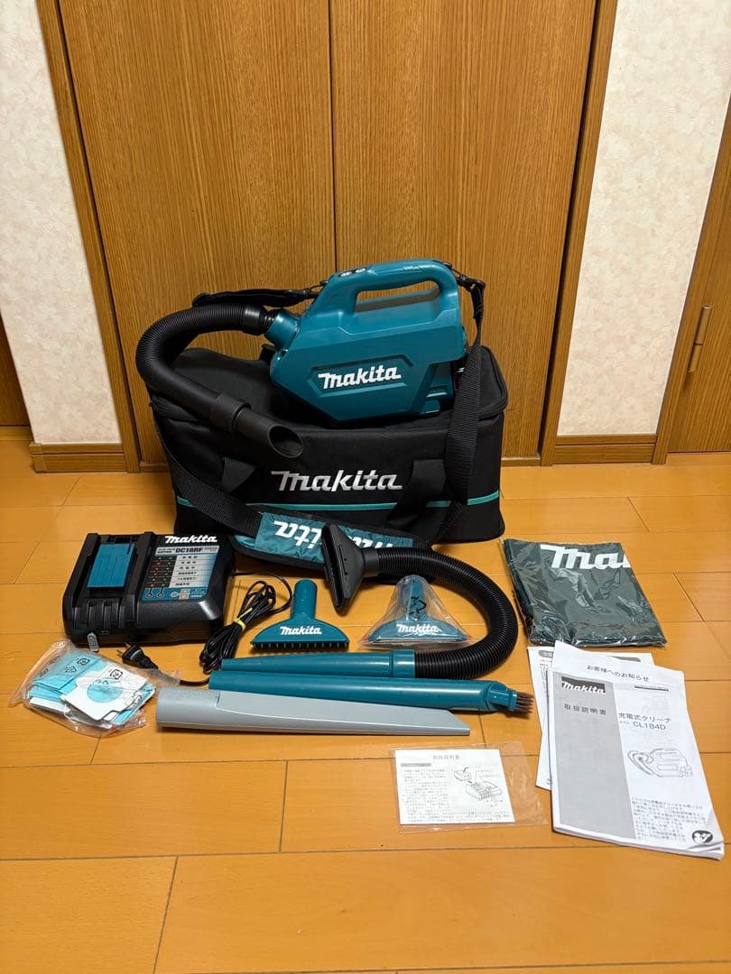 あ*〜様 Makita 充電式クリーナCL184D ／充電器DC18RF／BL1
