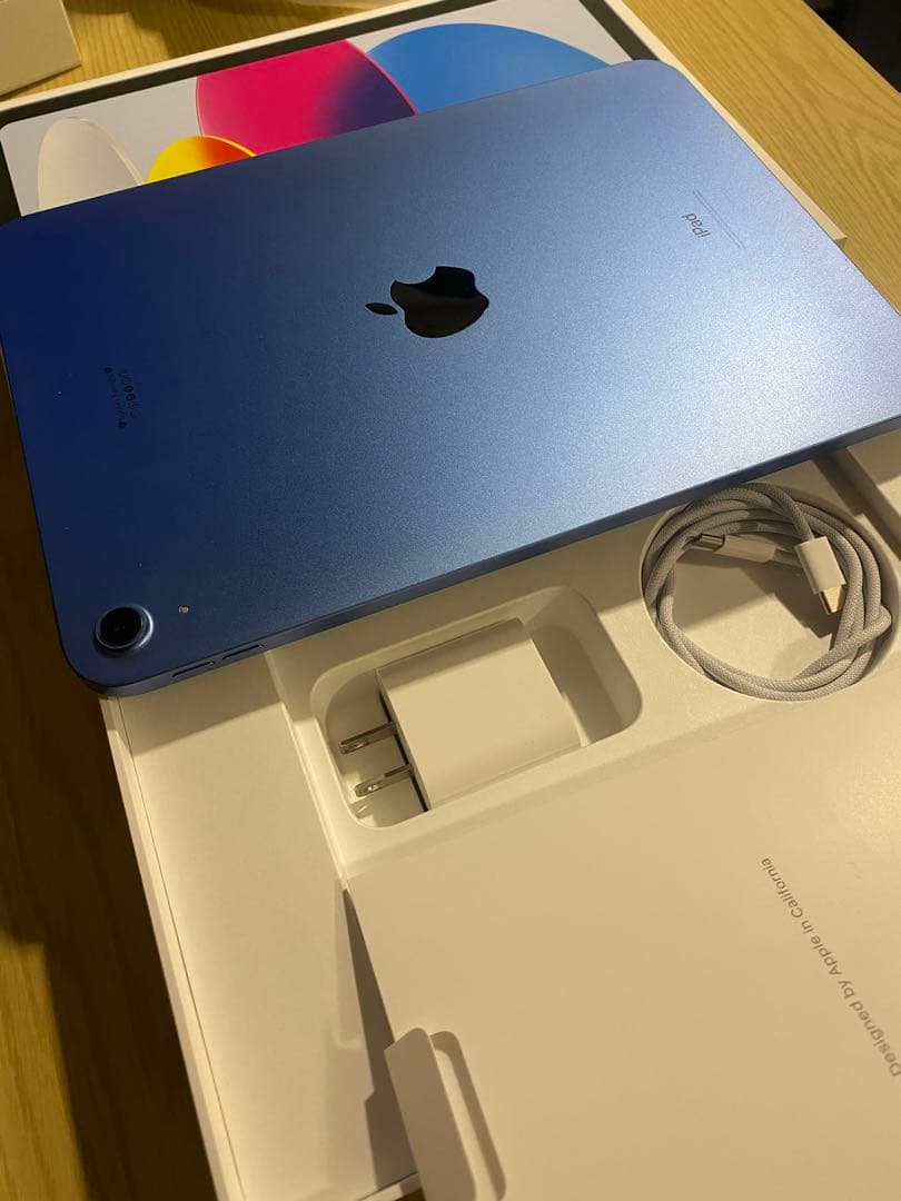 良品の iPad (第10世代) Wi-Fi 64G