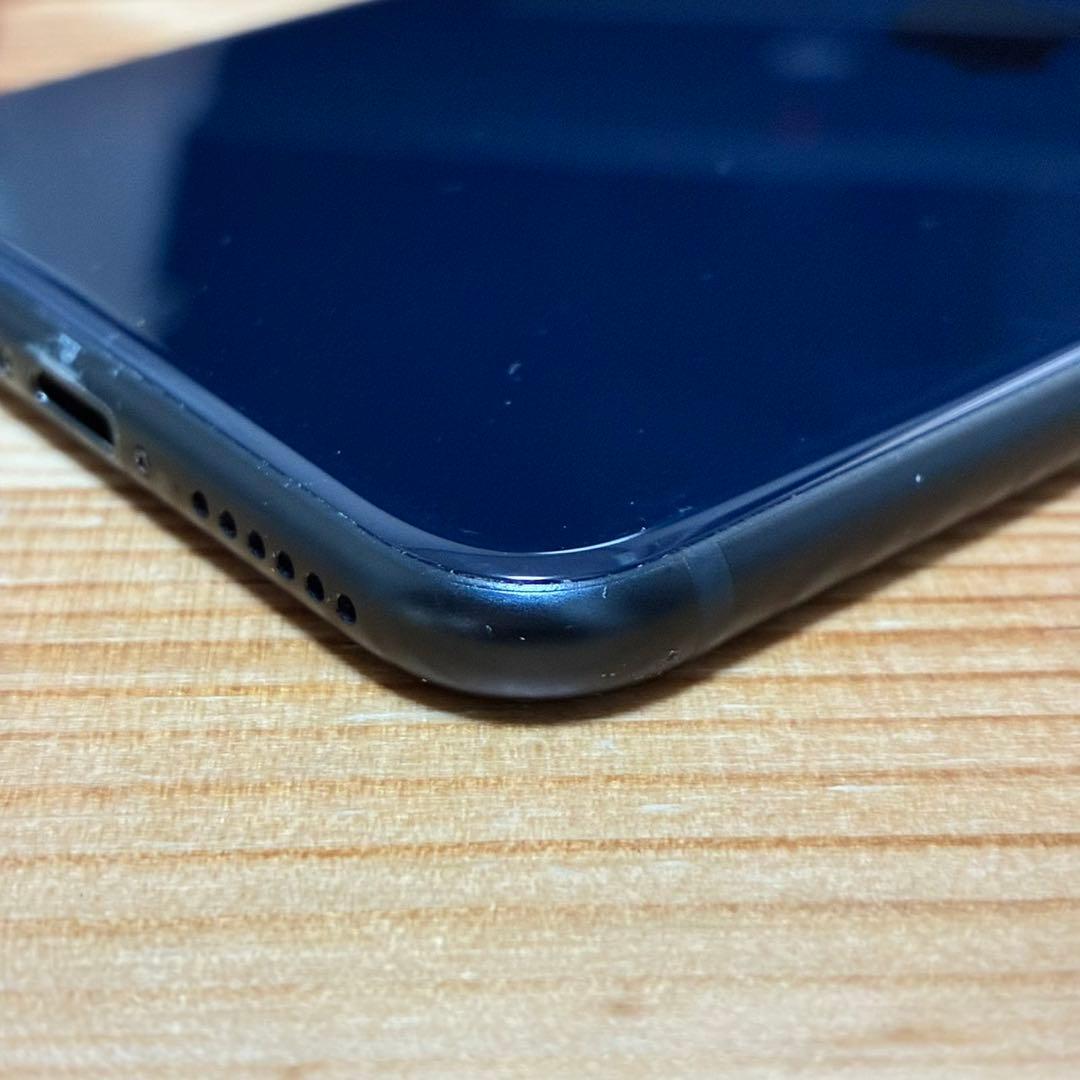 a*n様 バッテリー新品　iPhoneSE第3世代64GB SIMフリー　美品