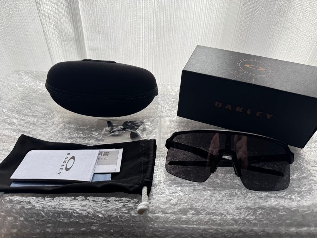 オークリー　　スートロライト