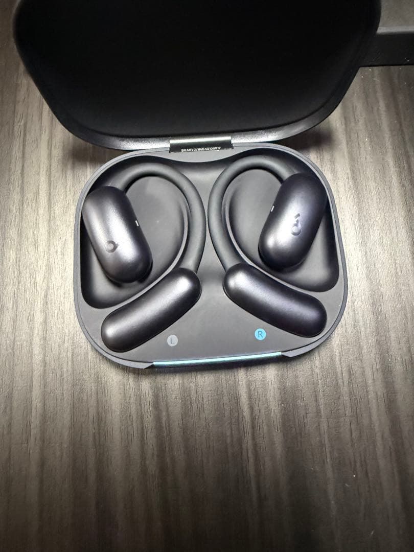 Anker Soundcore AeroFit 2 ＋ 公式ケース