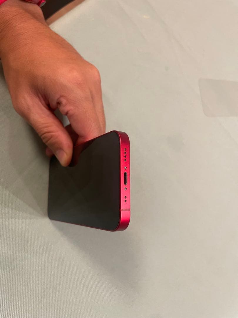 美品Apple iPhone 13 mini(レッド) 256GB本体　フリー